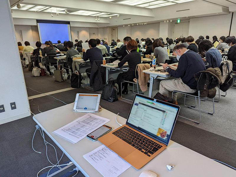 150名規模の実務講習会でUDトークを使用したリアルタイム字幕提供をおこないました画像